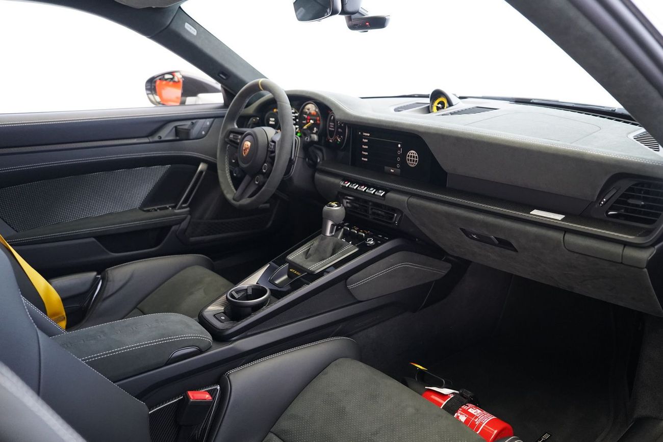 بورش 911 GT3 RS 4.0L (520 HP) Coupe