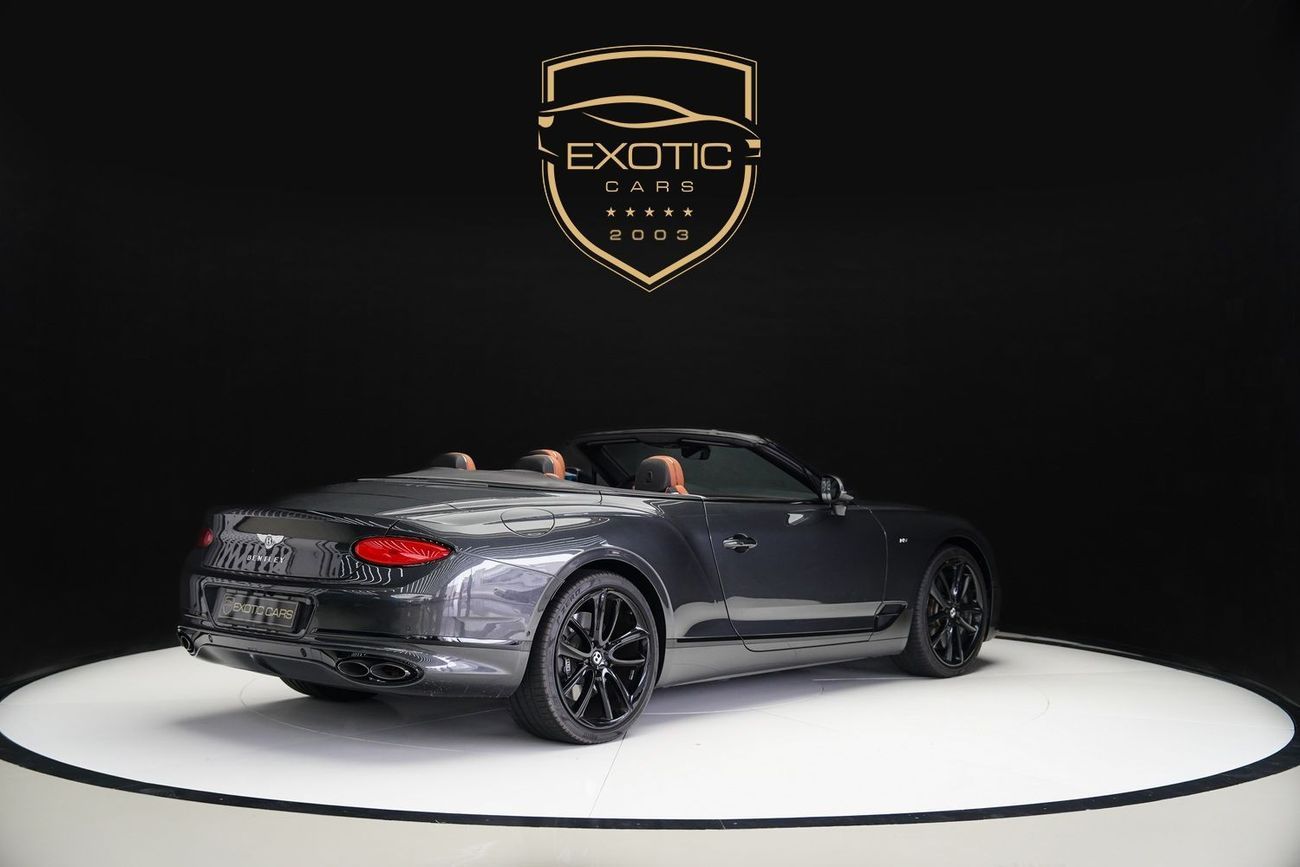 بنتلي كونتيننتال جي تي سي Bentley GTC V8 Black Edition