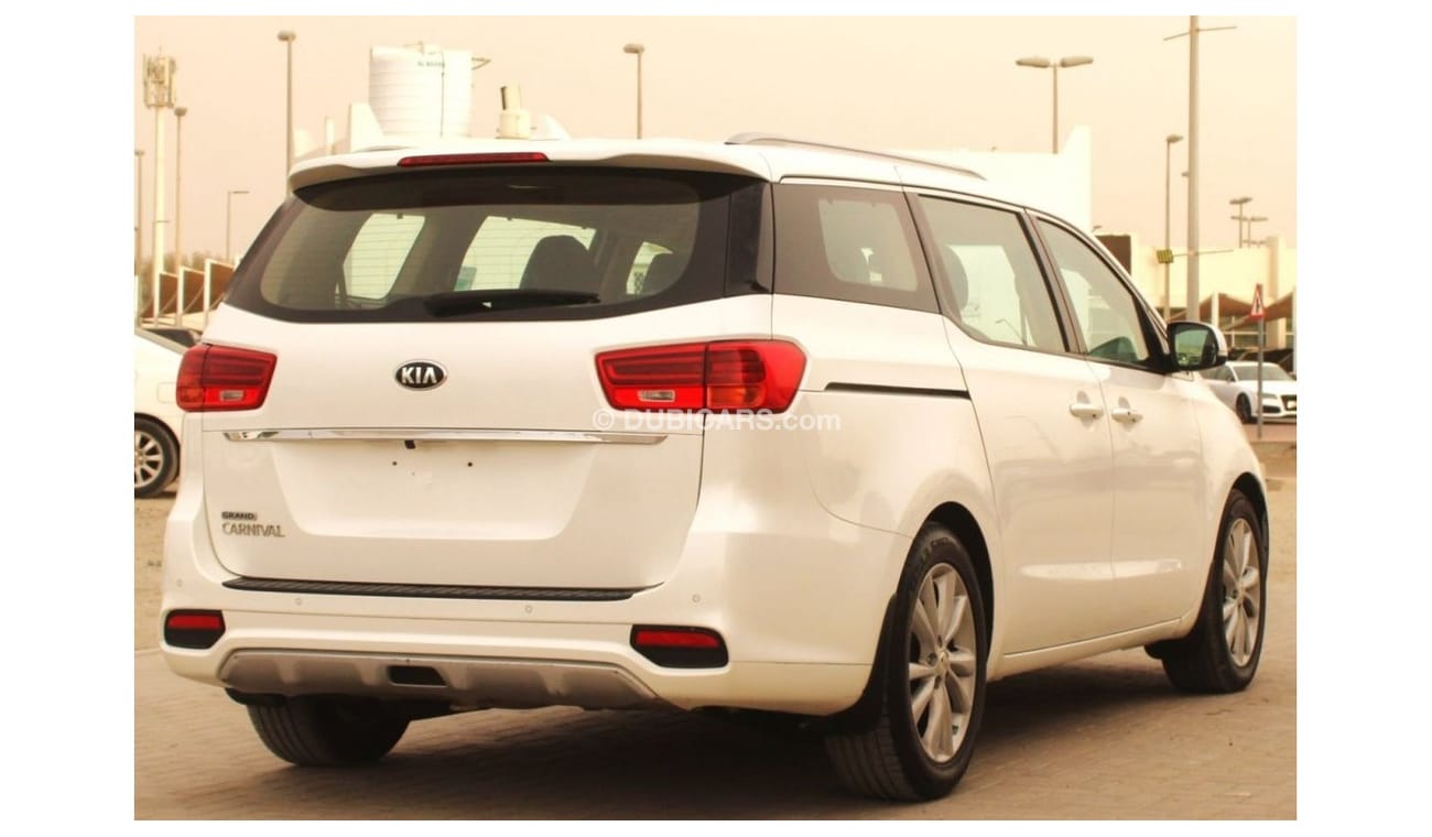 كيا كارنيفال SXL كيا كرنيفال 2019 خليجي بحالة ممتازة
