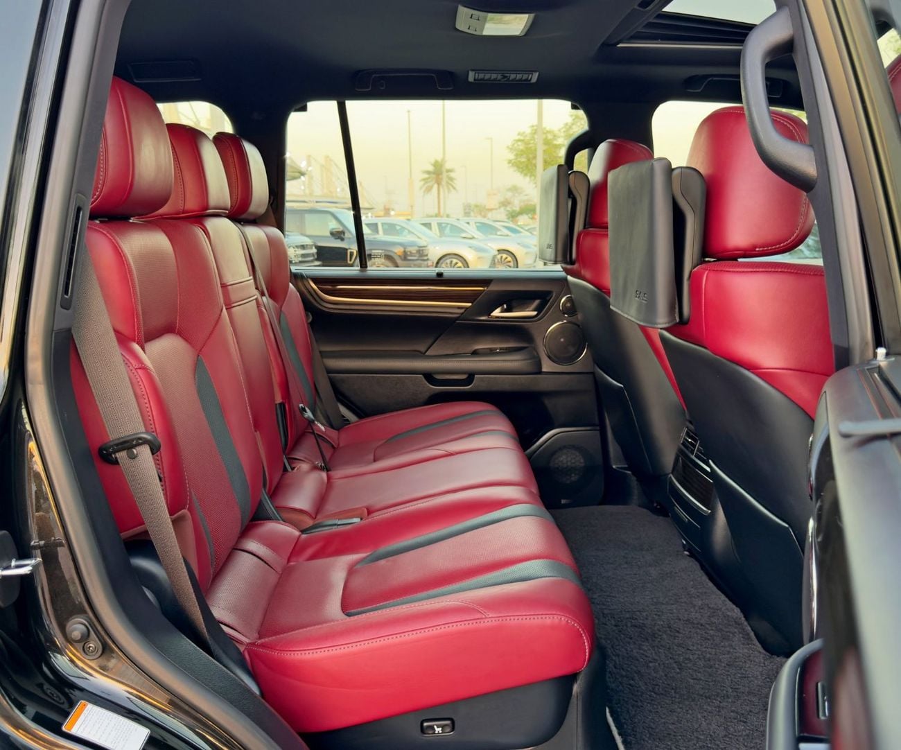 Lexus LX 570 Signature 5.7L