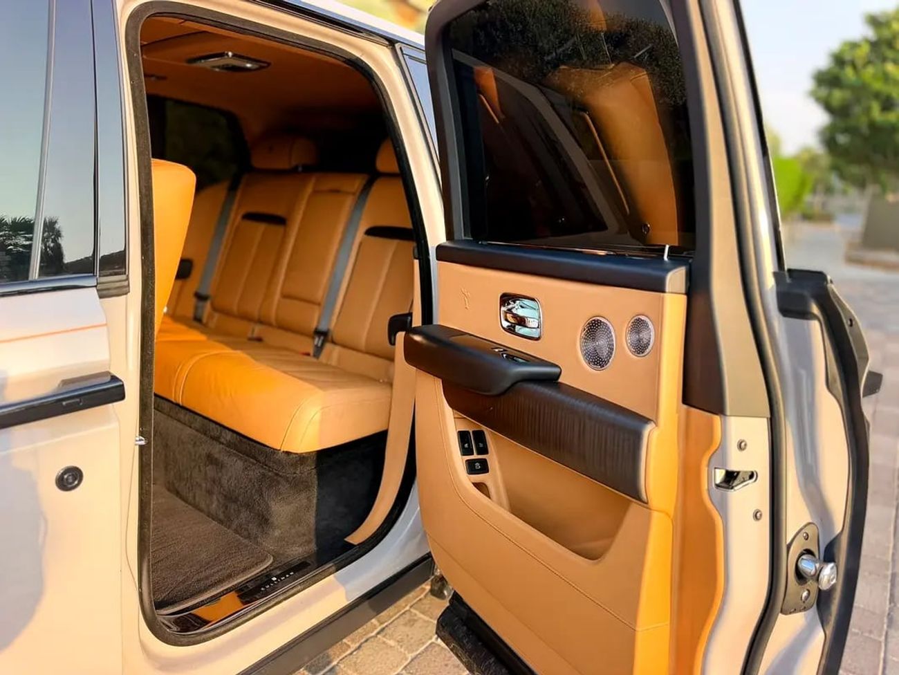 رولز رويس كولينان European Specs | Ultra Luxury SUV
