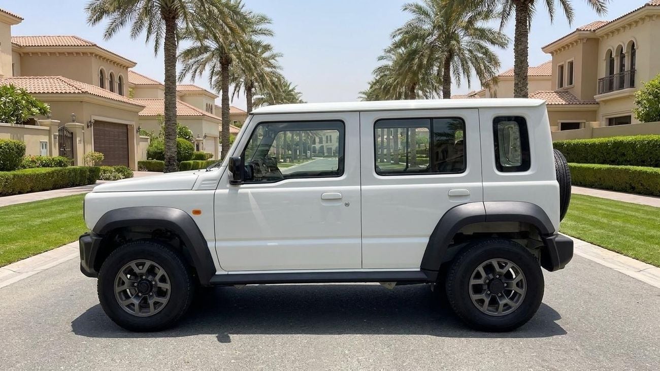 سوزوكي جيمني GLX كارس24 هي سوق ضخم للسيارات المستعملة موثوق ومضمون ٪كارس24 هي سوق ضخم للسيارات المستعملة موثوق ومضمون