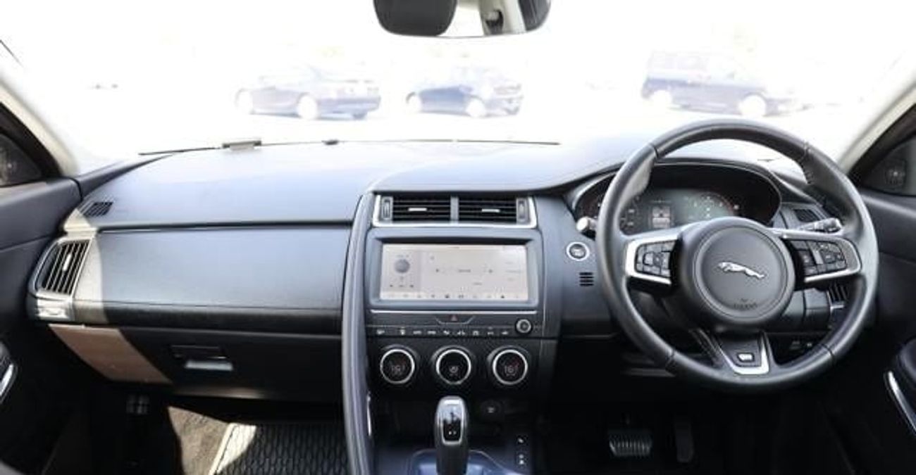 جاكوار E Pace 2020 JAGUAR E-PACE D 180