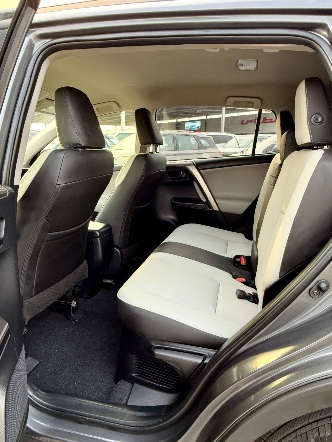 Toyota RAV4 2.5L VXR Hybrid