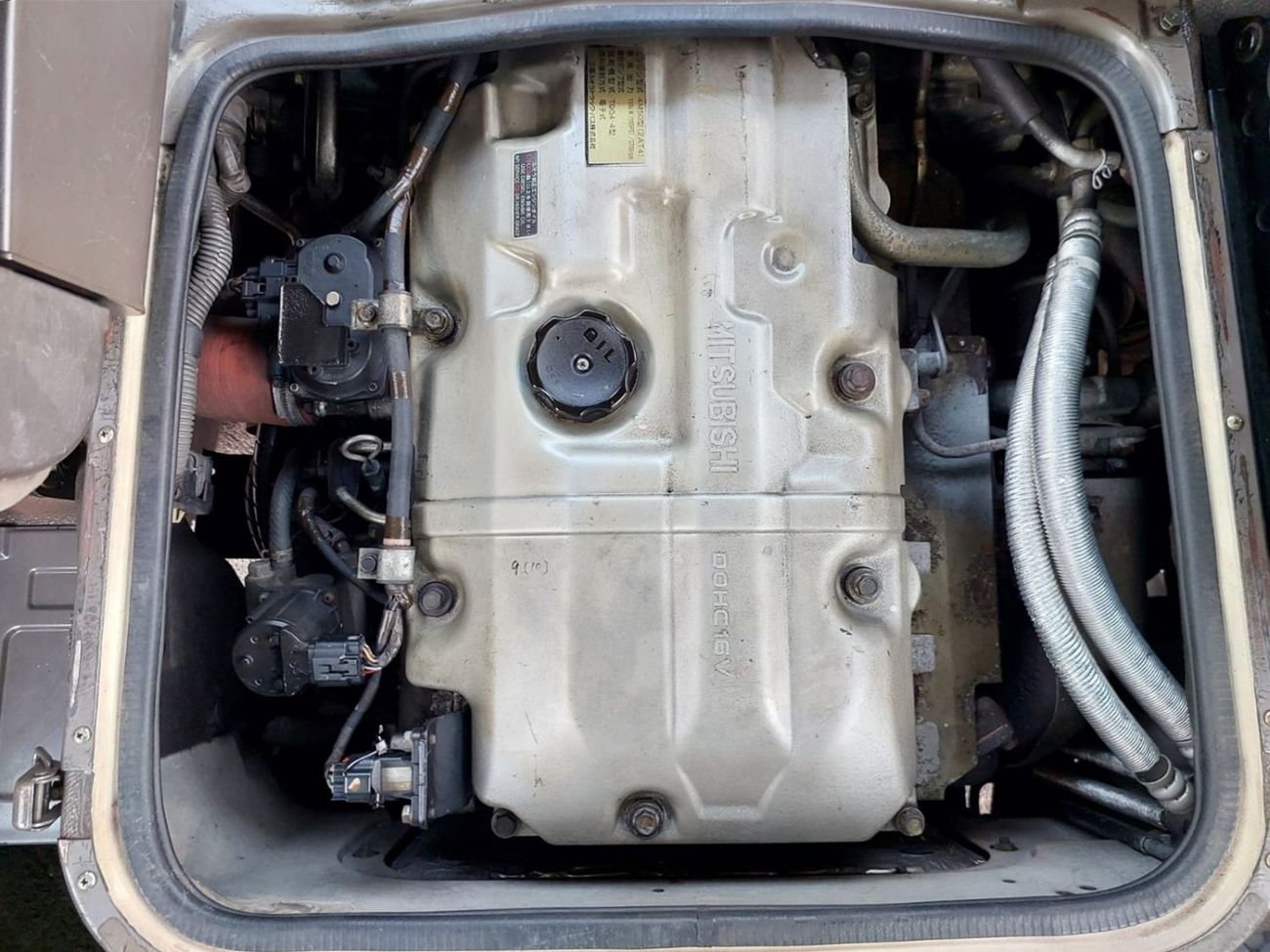 Mitsubishi Rosa MITSUBISHI ROSA BUS RHD 2005 MODEL 4.9 L DIESEL AUTOMATIC(PM00010)