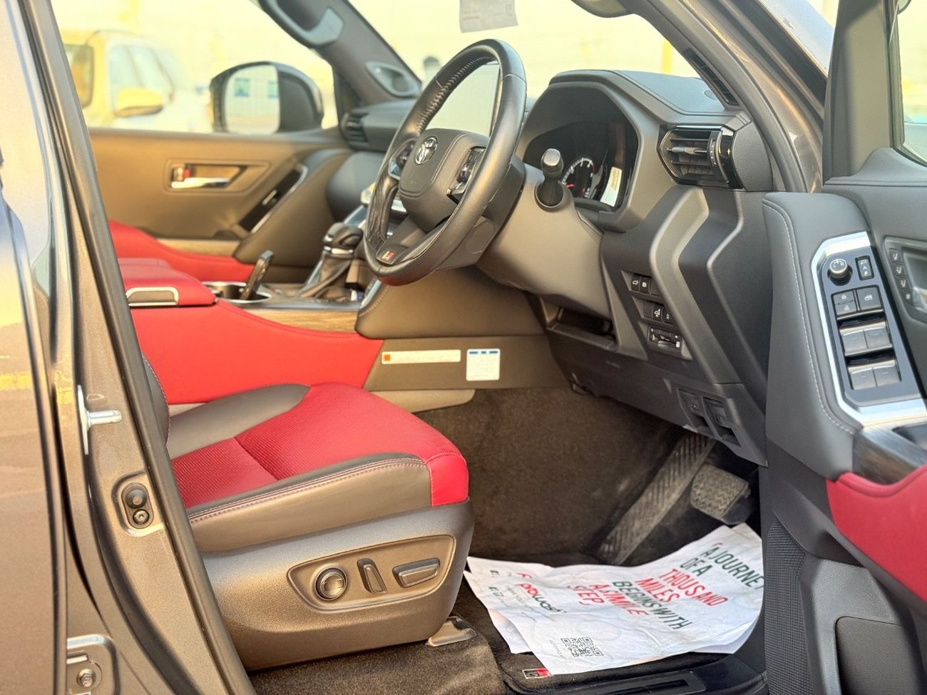 تويوتا لاند كروزر Lc300 Toyota Landcruiser 2023 RHD diesel engine