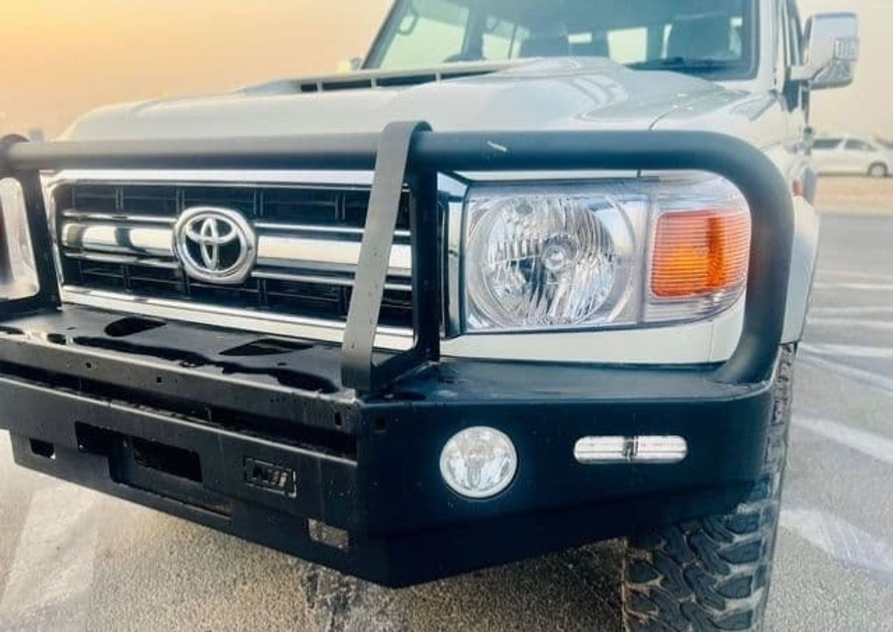 تويوتا لاند كروزر بيك آب 2021 Double Cabin RHD Diesel Engine Full Option Very Clean Title