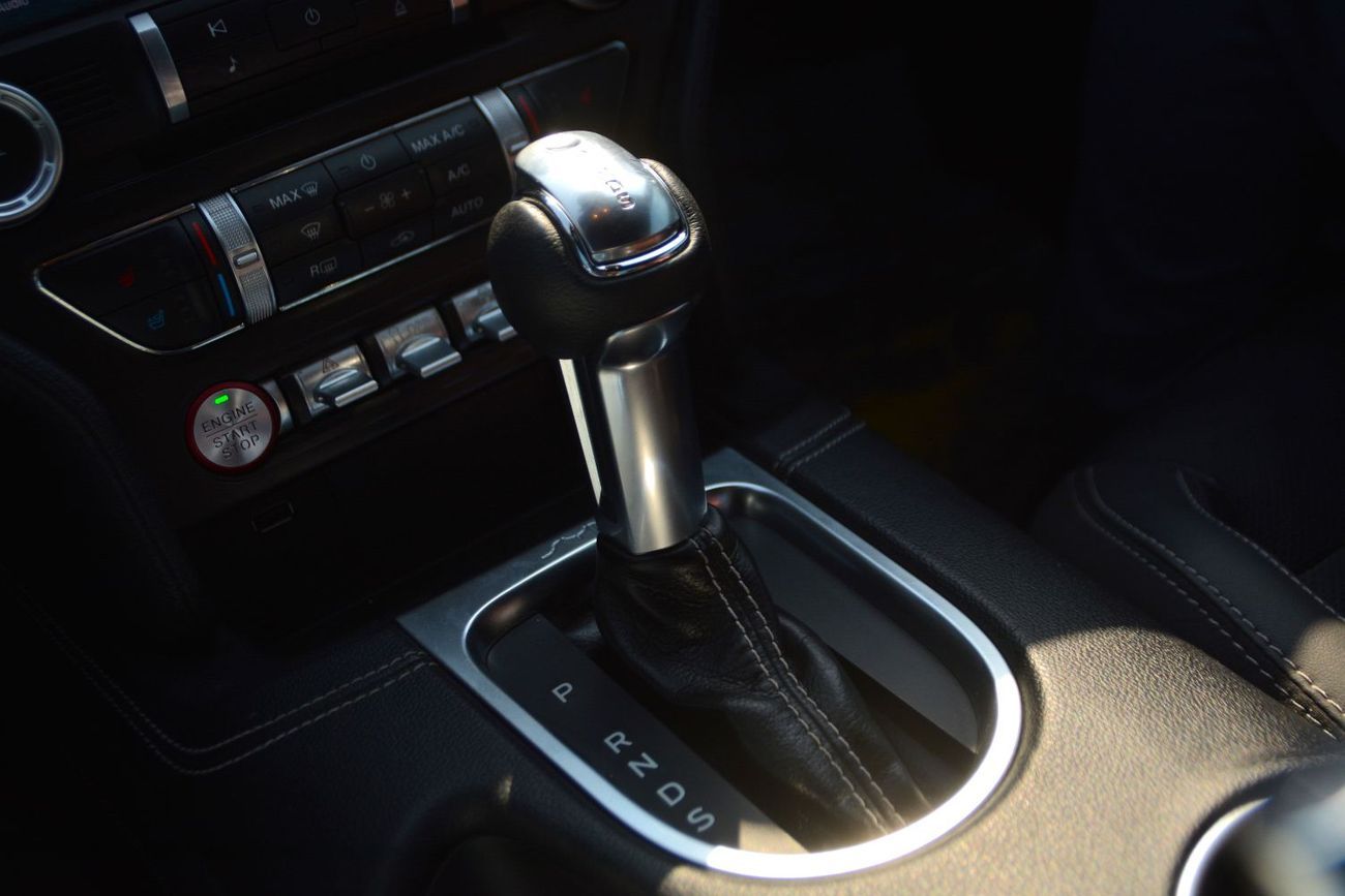 Ford Mustang GT Premium 5.0L V8