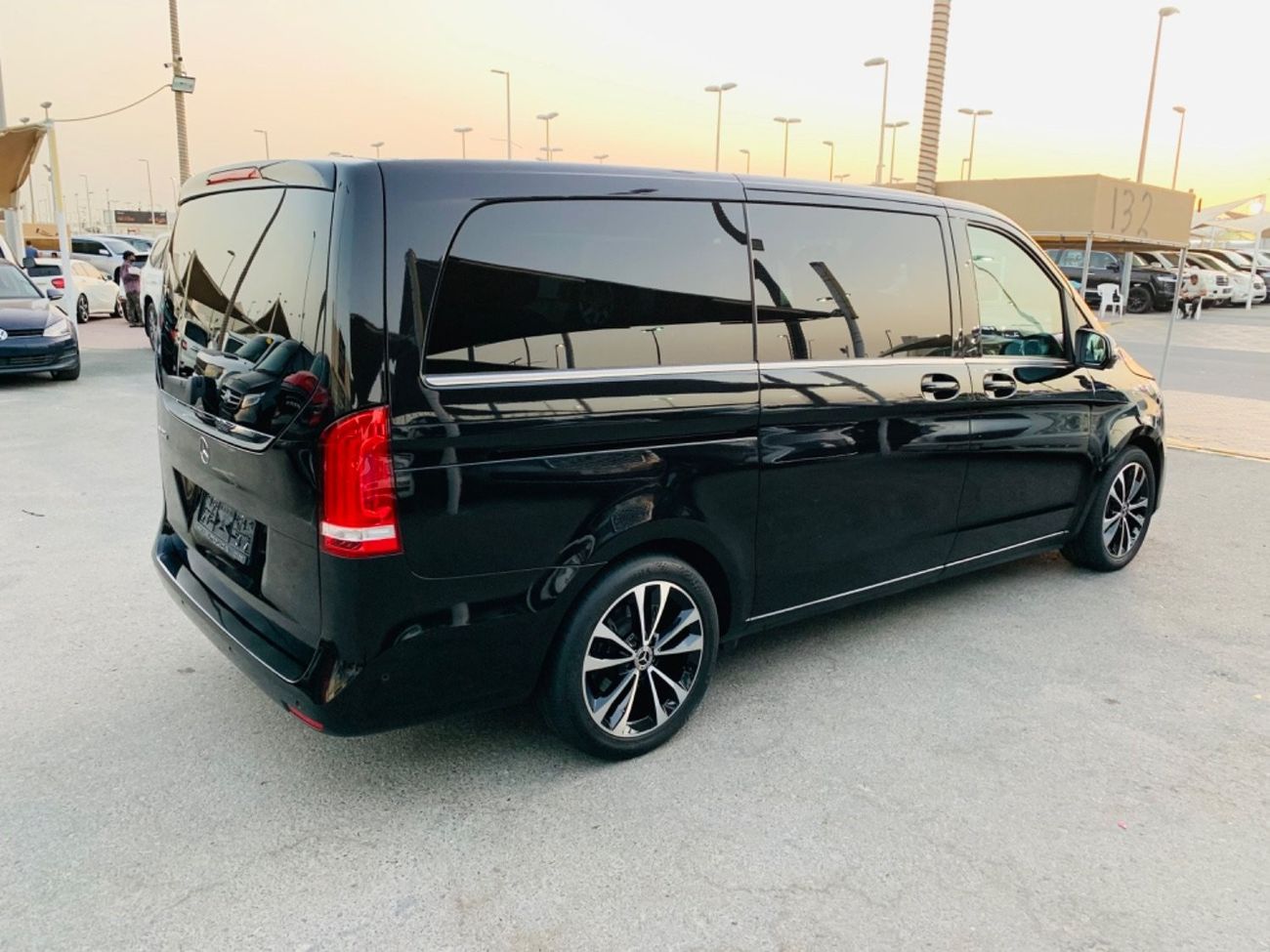 مرسيدس بنز V 300