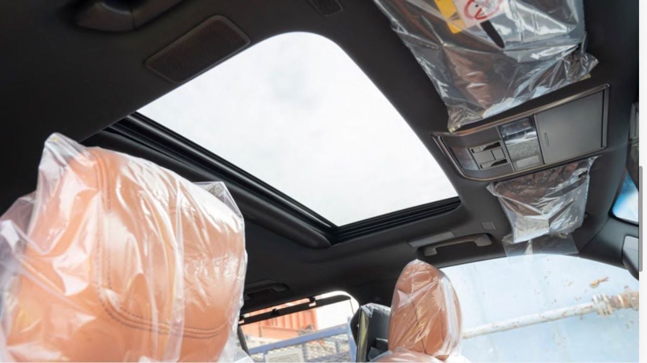 لكزس LX 700h VIP