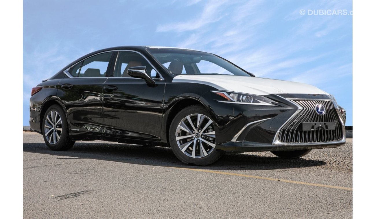 Lexus ES 300 Hybrid 2.5L with 2 Power Seats , Rear Camera and Digital Speedometer