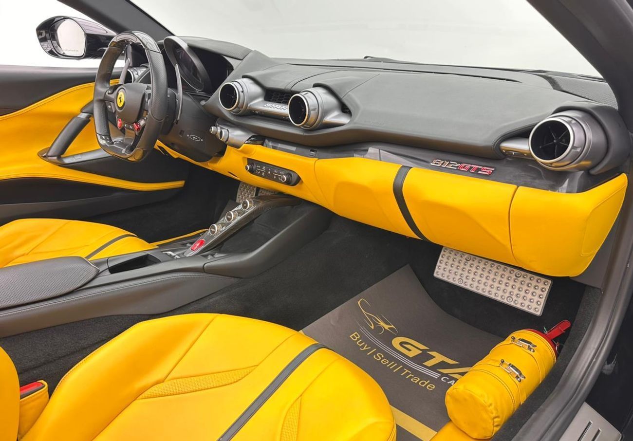 فيراري 812 GTS GTS 2020 Ferrari 812, Dec/2026 Ferrari Warranty, Nov/2027 Ferrari Service Contract, GCC