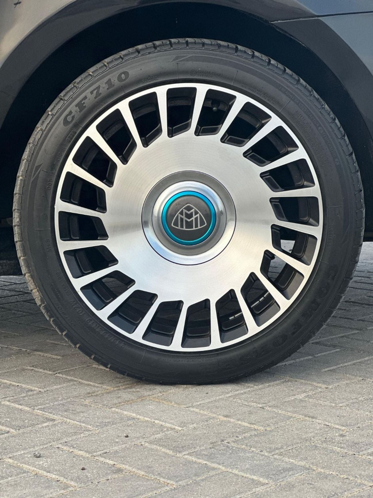 Mercedes Benz V 250 AVANTGARDE LWB