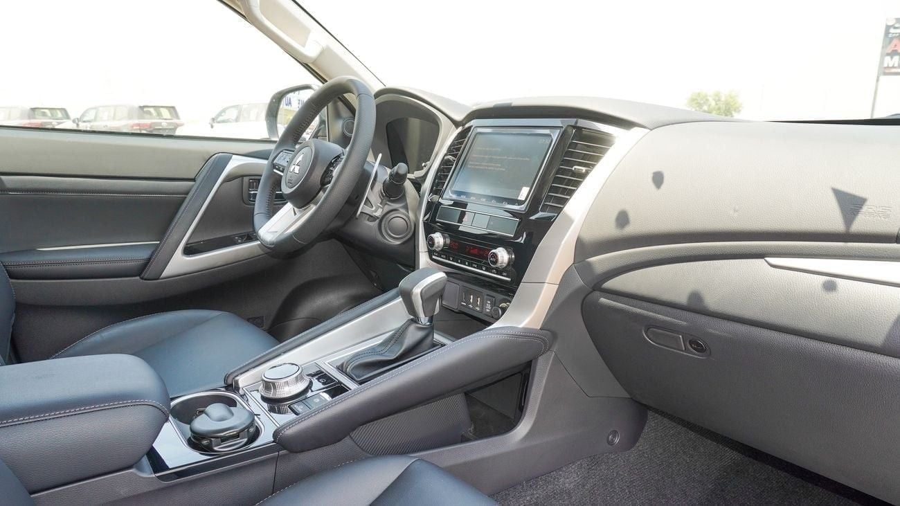 Mitsubishi Montero Sport Brand New Montero Sport HighLine 2025 Export 3.0L 4WD Petrol A/T|Black/Black|MONTEROSPORT-GLS-HL-25|