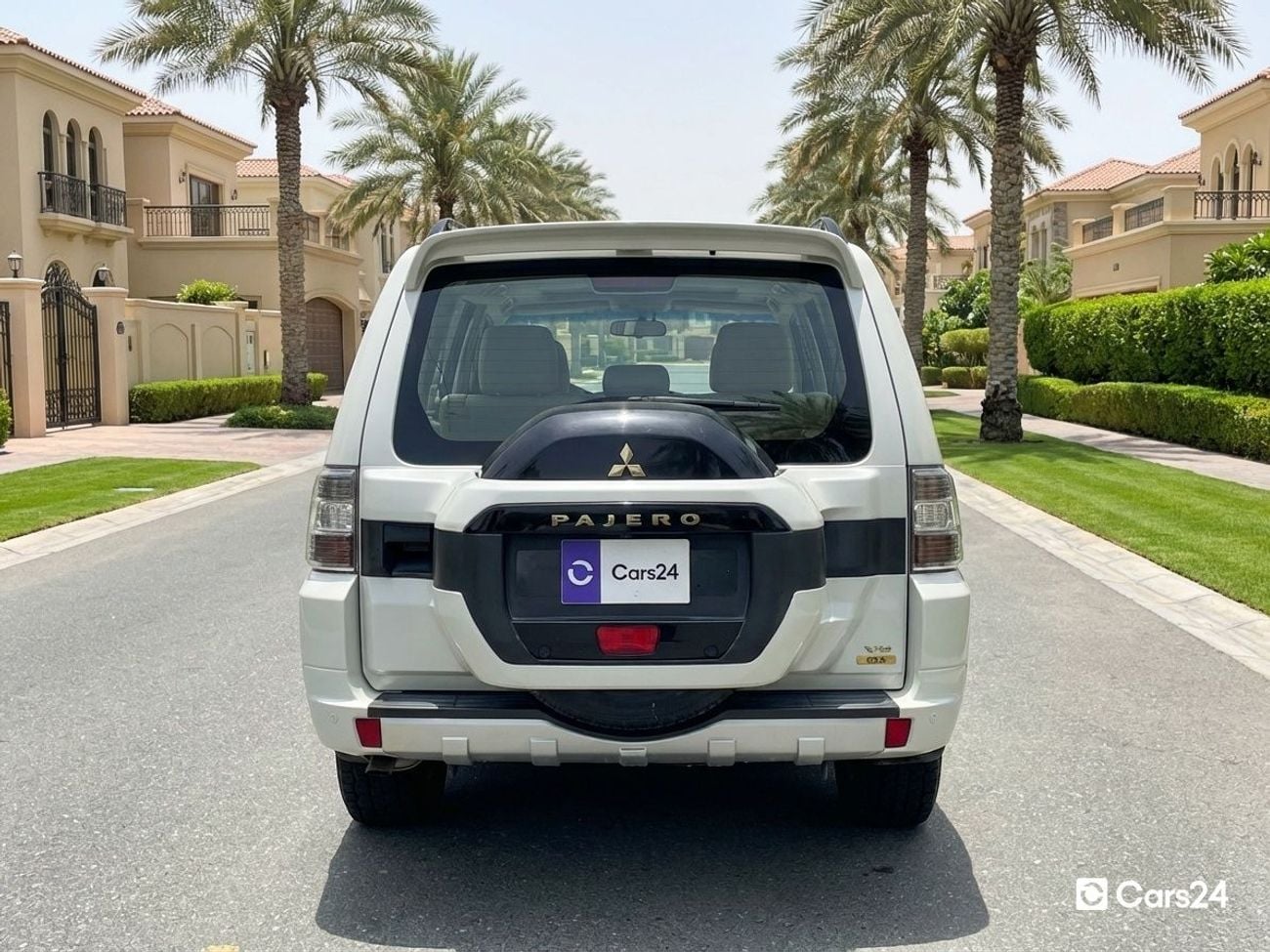 ميتسوبيشي باجيرو 3L 2022 | 0 DP | 1091/Month | 30 Day Return | Service History