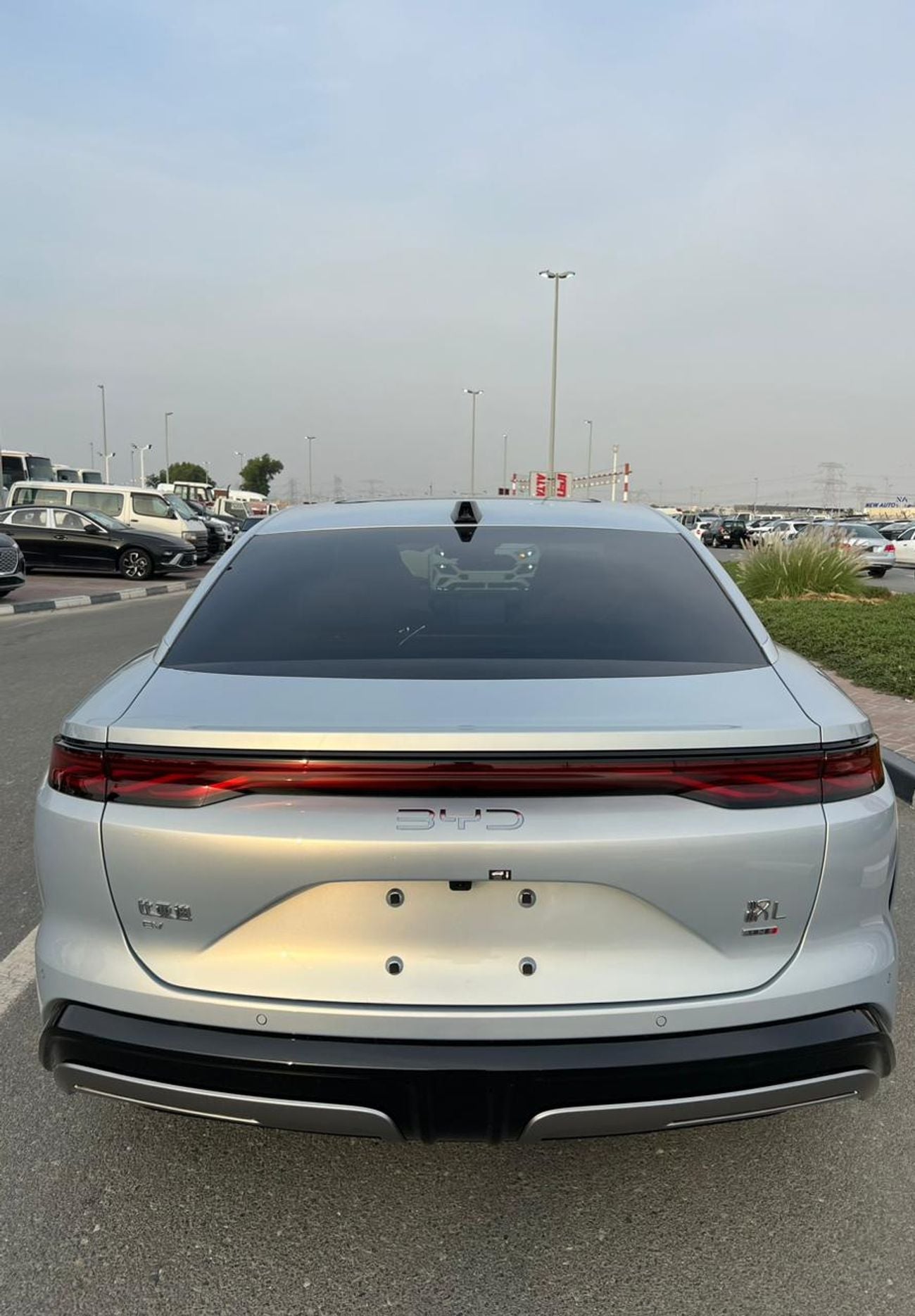 بي واي دي هان BYD HAN BYD Han L EV  701KM   Flagship