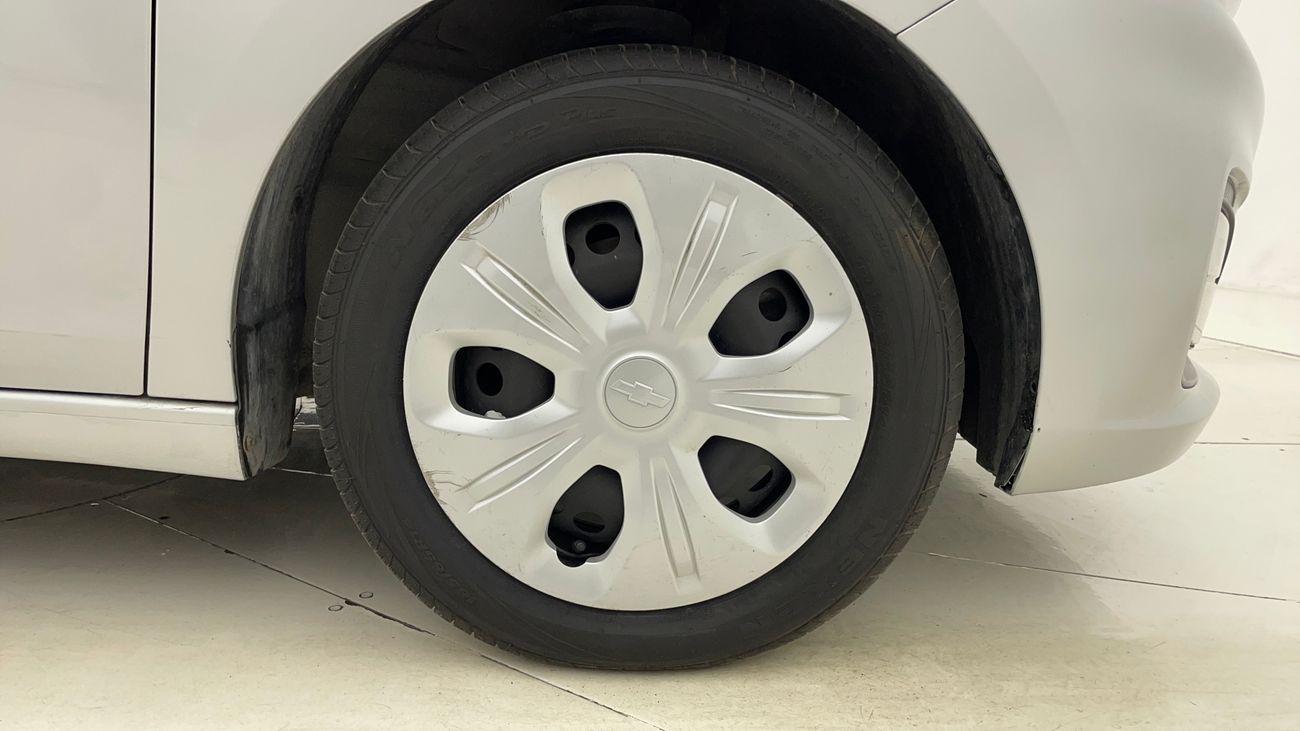 Chevrolet Spark LS 1.4 | Zero Down Payment | Home Test Drive