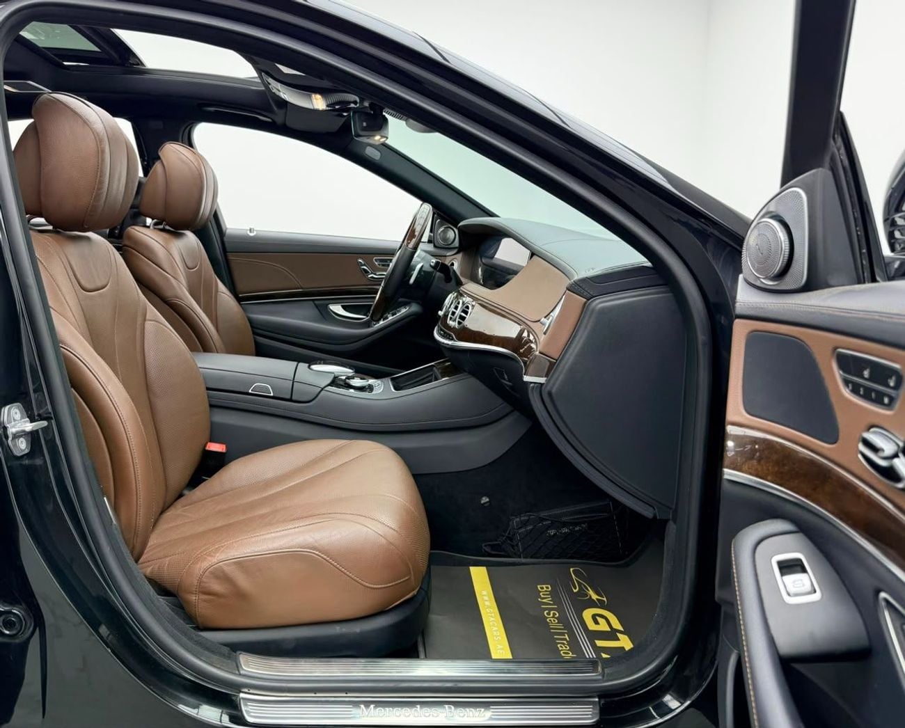 Mercedes Benz S450 AMG 2018 Mercedes Benz S450 AMG, Service History, Fully Loaded, Excellent Condition, GCC