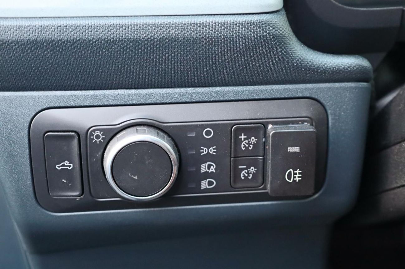 فورد مافرك FORD MAVERICK 2.0L PETROL 4WD FULL OPTION