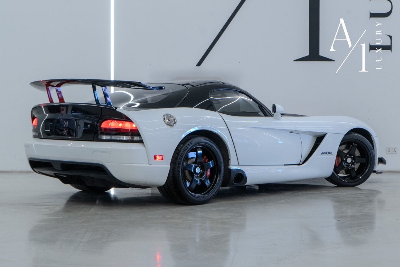 دودج فايبر 2009 Dodge Viper, ACR 1 Of 1, In UAE, Clean Title, Low Kms, American Spec