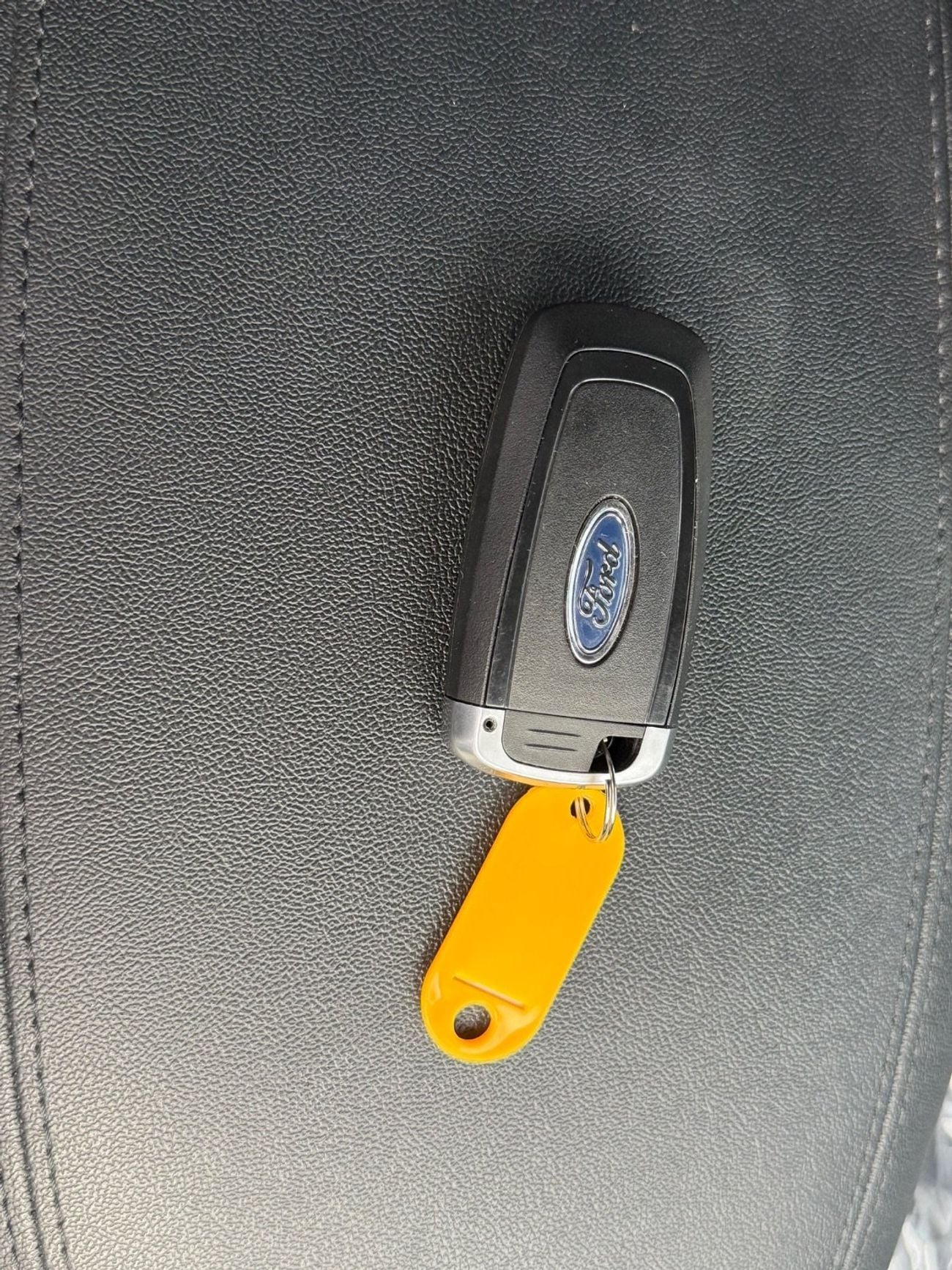 Ford Everest Sport 2.L Bi-Turbo Right Hand Drive