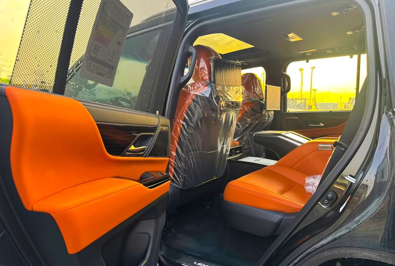 لكزس LX 700h VIP