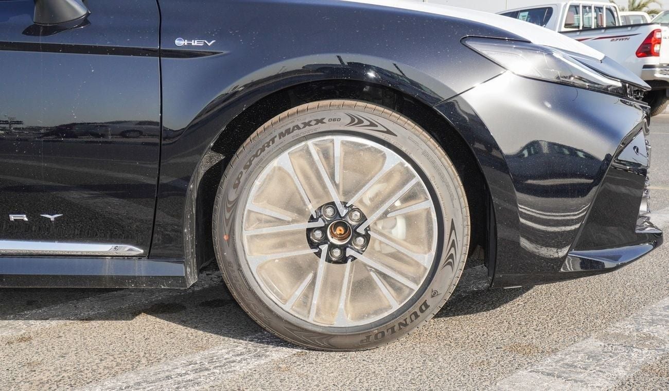 Toyota Camry Lumiere 2.5L Hybrid