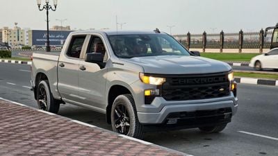 Chevrolet Silverado Custom