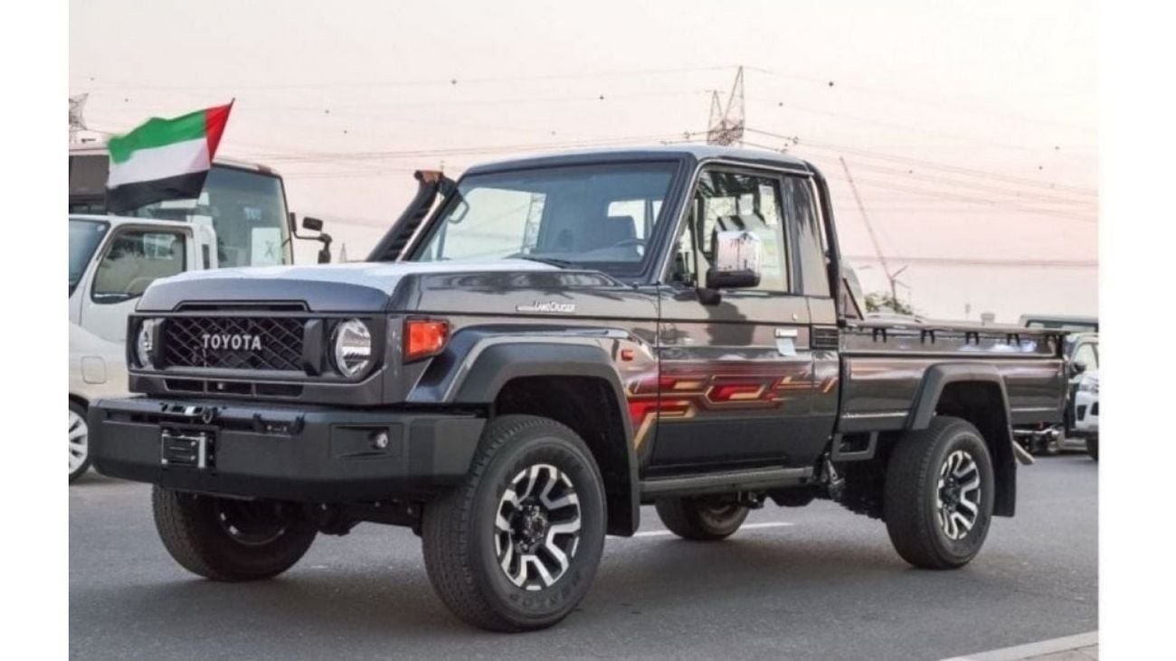 تويوتا لاند كروزر بيك آب 2.8L DIESEL SINGLE CAB, 4WD, AUTOMATIC, FULL OPTION, 2024