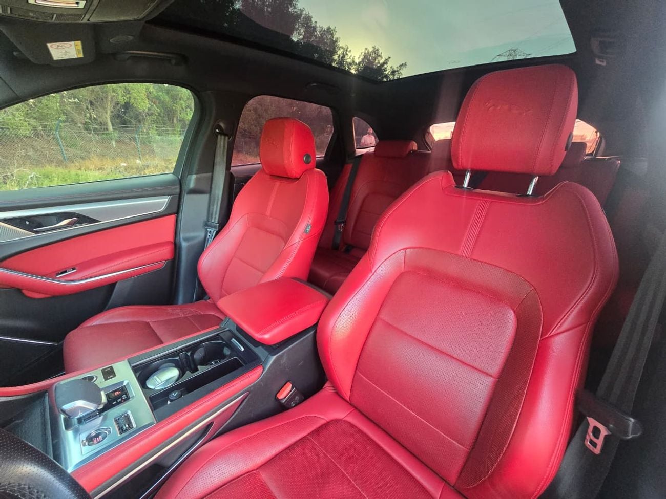 Jaguar F-PACE R-DYNAMIC SE P250 JAGUAR F-PACE R-DYNAMIC 2023 GCC // AWD // ORIGINAL PAINT // FULL CAR PPF // ACCID