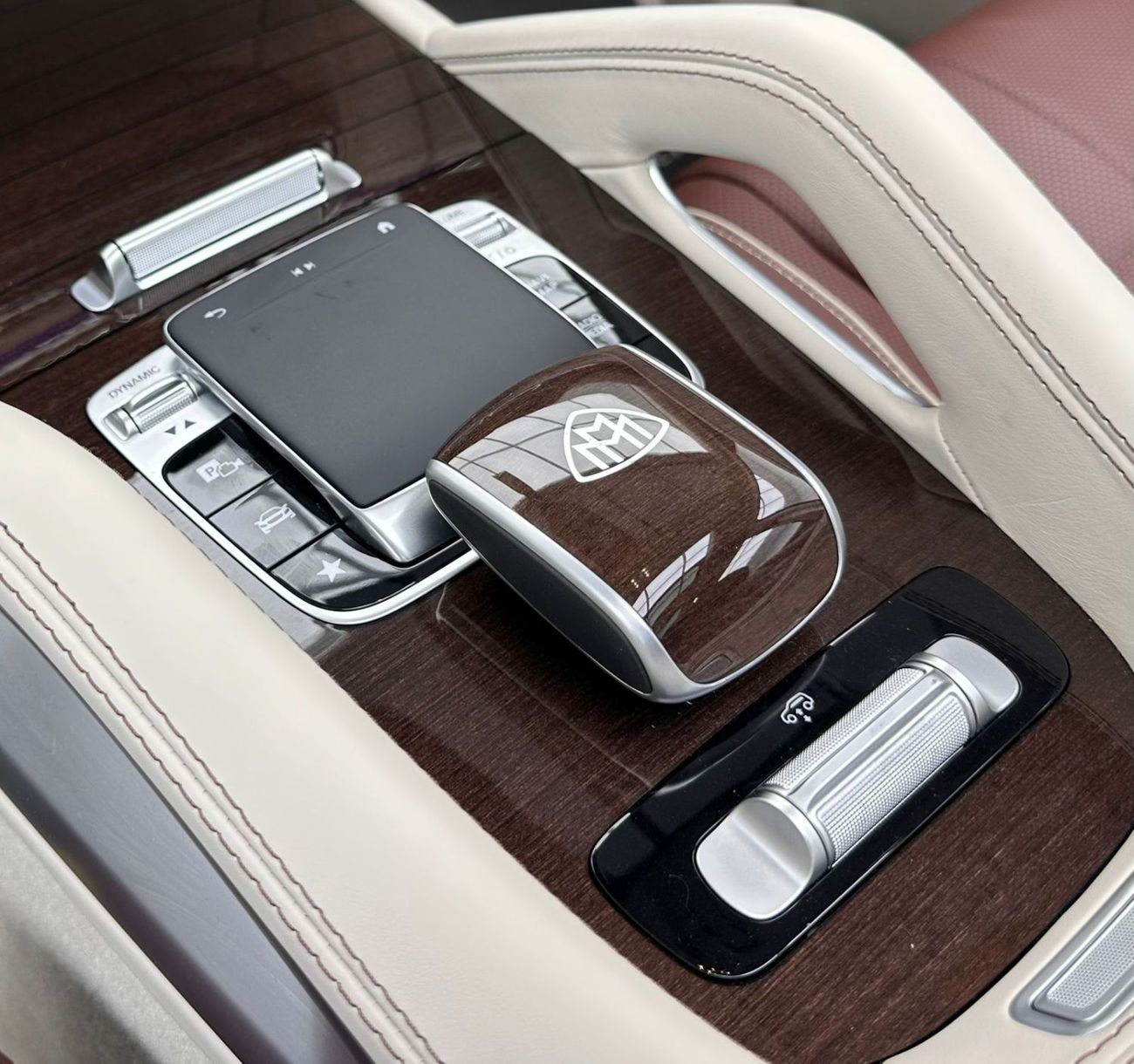 Mercedes Maybach GLS600 Maybach 2023 Mercedes-Maybach GLS 600 4MATIC, 1 Year Warranty Unlimited Km, Mercedes Full Service History