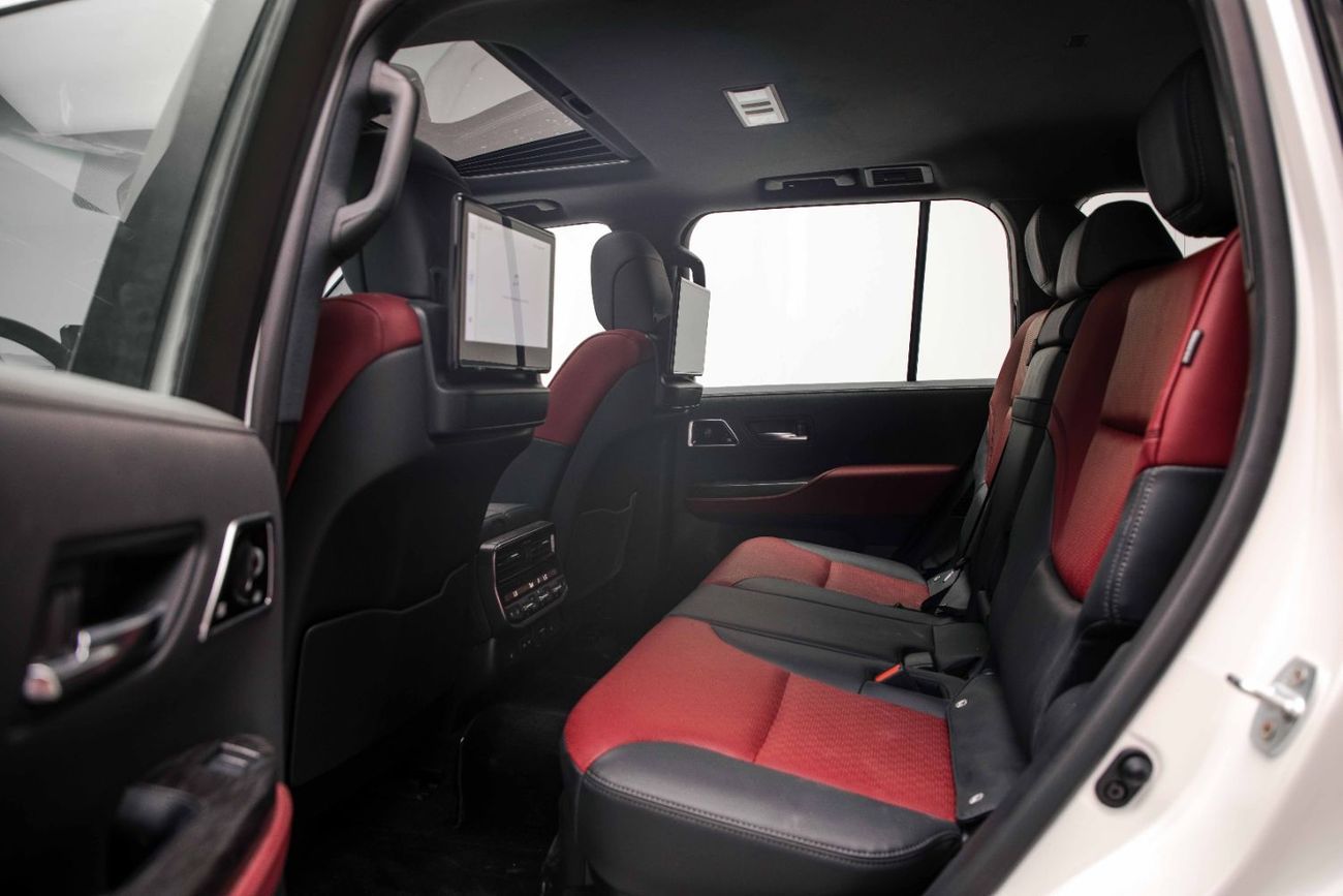 Toyota Land Cruiser VXR S 3.5L - WHITE INSIDE RED | EXPORT ONLY