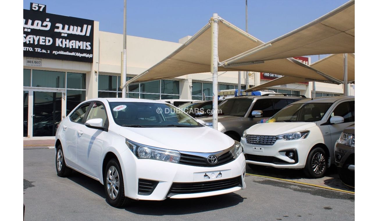 Toyota Corolla SE ACCIDENTS FREE - GCC - ENGINE 1600 CC - CAR IS IN PERFECT CONDITION INSIDE OUT