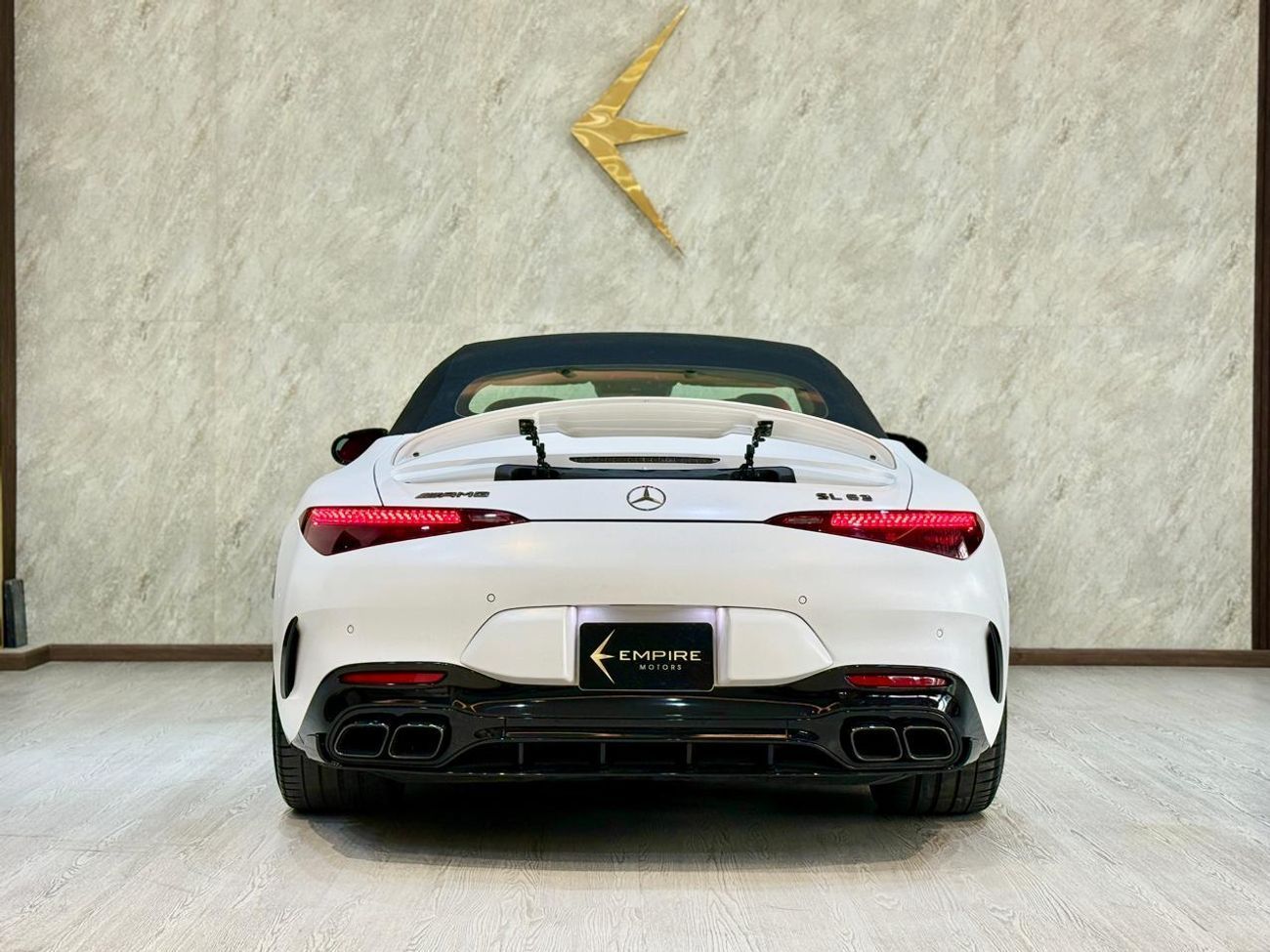 مرسيدس بنز SL 63 AMG Roadster SE Performance