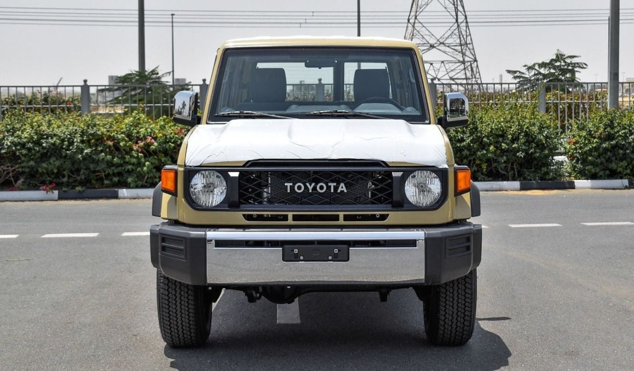 Toyota Land Cruiser 70 76 4.0L PETROL MID OPTION MANUAL TRANSMISSION ( WHITE AVAILABLE )