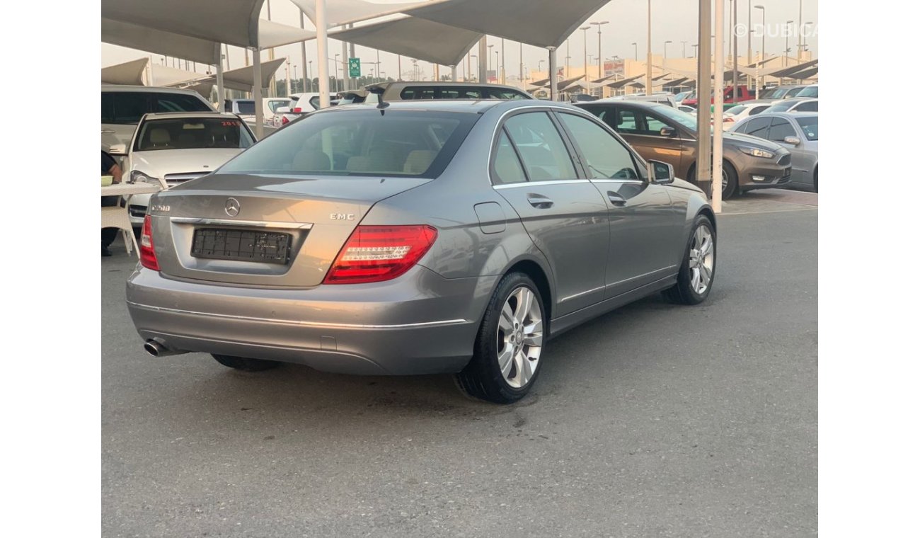 مرسيدس بنز C200 Mercedes C200_Gcc_2013_Excellent_Condihion _Full option