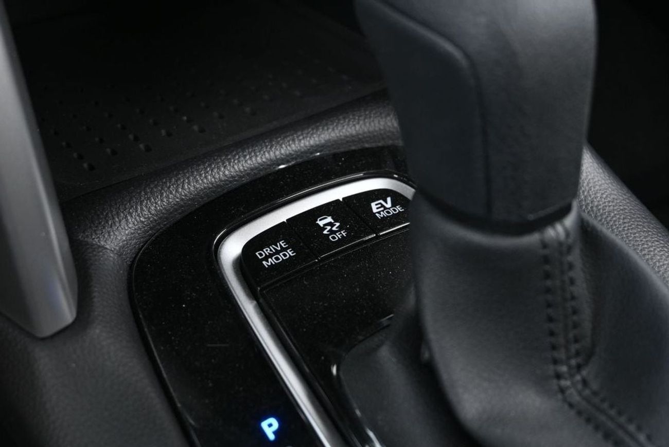 Toyota Frontlander Toyota Frontlander 2.0L Hybrid, FWD Model 2024, Color White