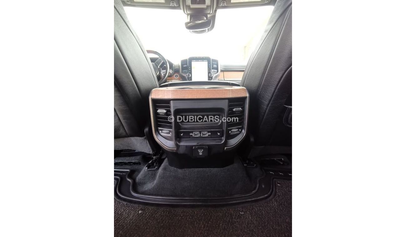 رام 5500 Dodge RAM Longhorn - 2022 - White