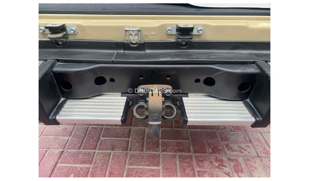 Toyota Land Cruiser 70 76 SERIES 4.0L V6 5 DOOR