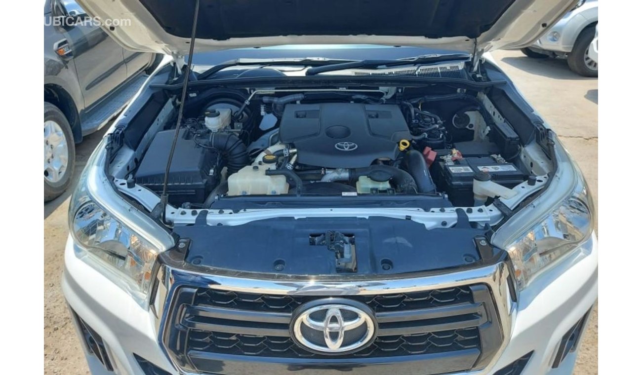 Toyota Hilux right hand drive diesel 2.8 litter automatic