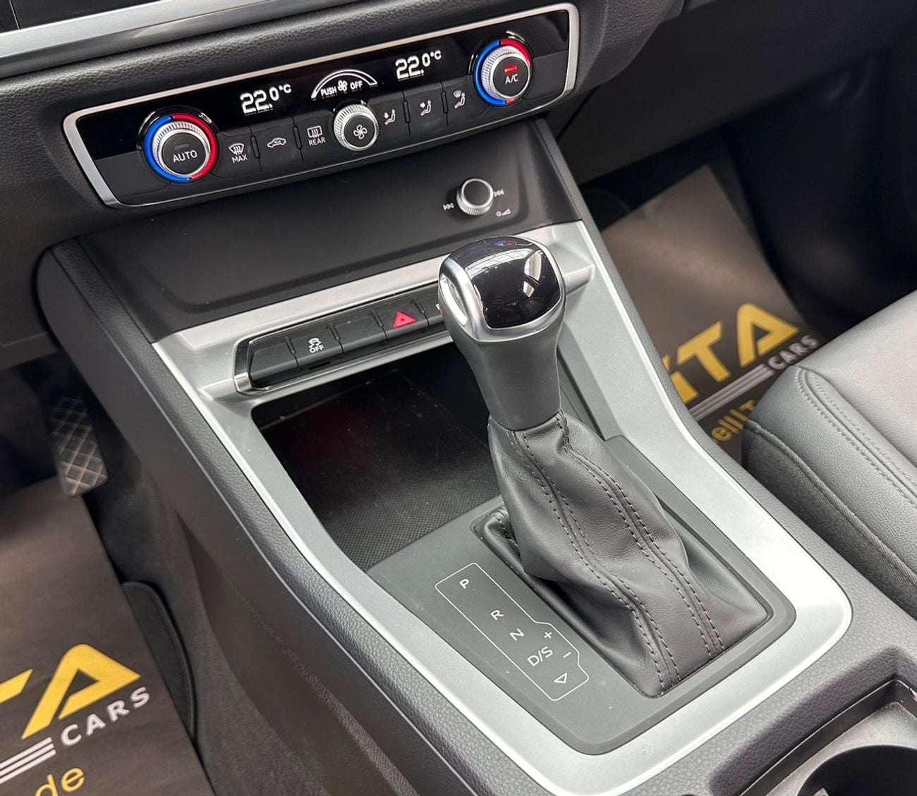 أودي Q3 2022 Audi Q3 35TFSI, Nov/2027 Audi Warranty, 07/2027 Service Contract, Audi Full Service History, GC