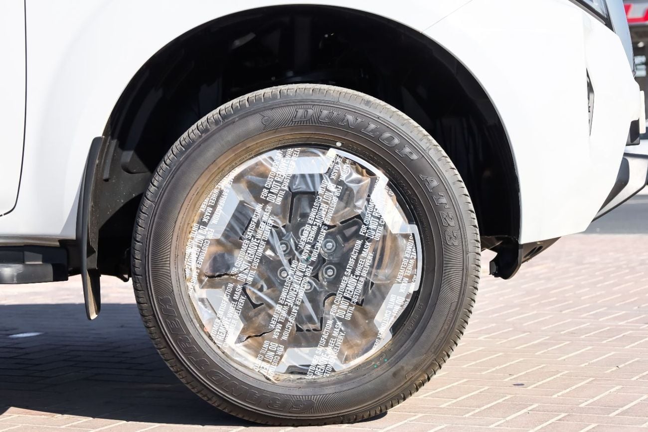 نيسان نافارا 2025 LE 2.5L Petrol 4×4 MT DC Plus | Unbeatable Prices – Book Yours Now!