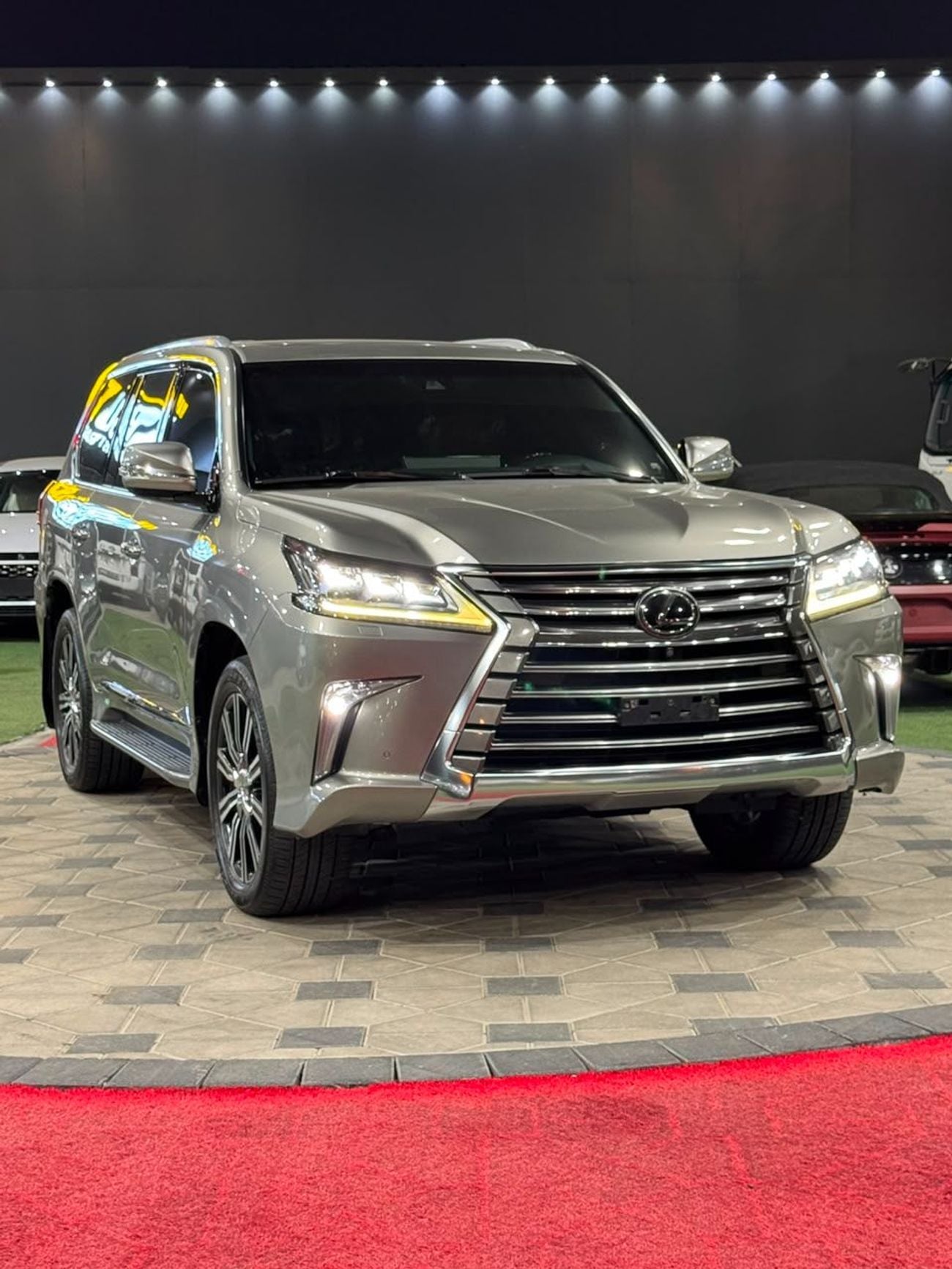 لكزس LX 570 PREMIER