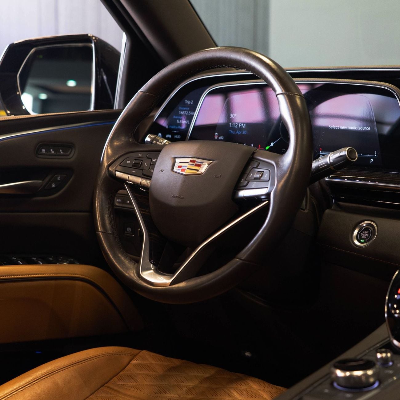 كاديلاك إسكالاد Premium Luxury Platinum 6.2L 4WD AED 4,407 pm • 0% Downpayment • Escalade Premium Luxury Platinum  •