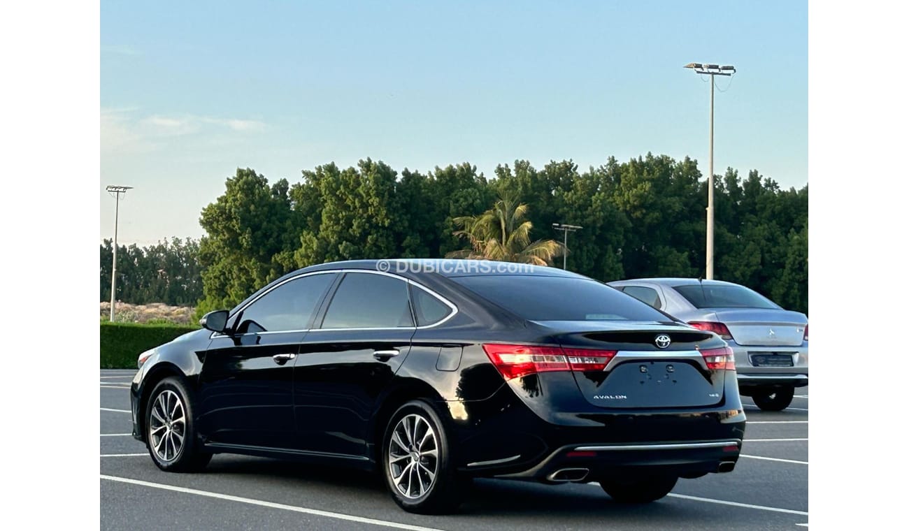 Toyota Avalon toyota Avalon SE+ 2016 GCC V6 Perfect condition
