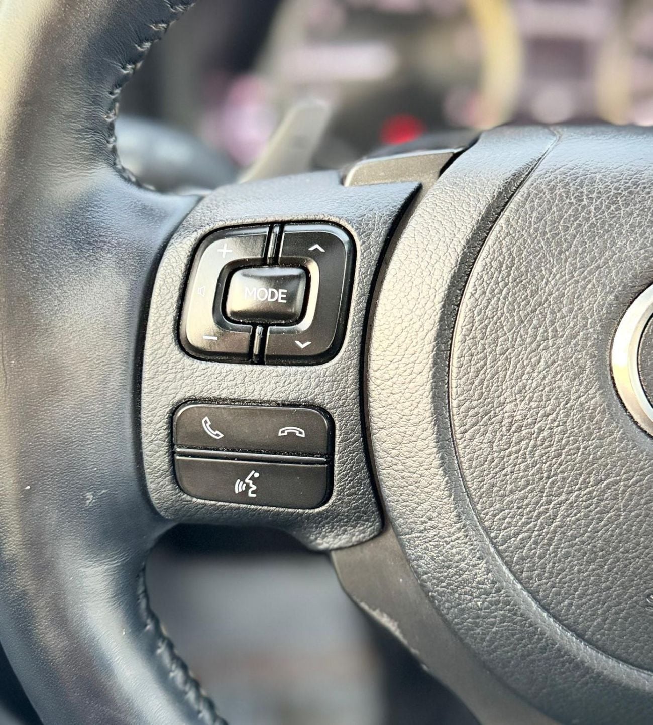 Lexus IS300 AWD (NON GCC)
