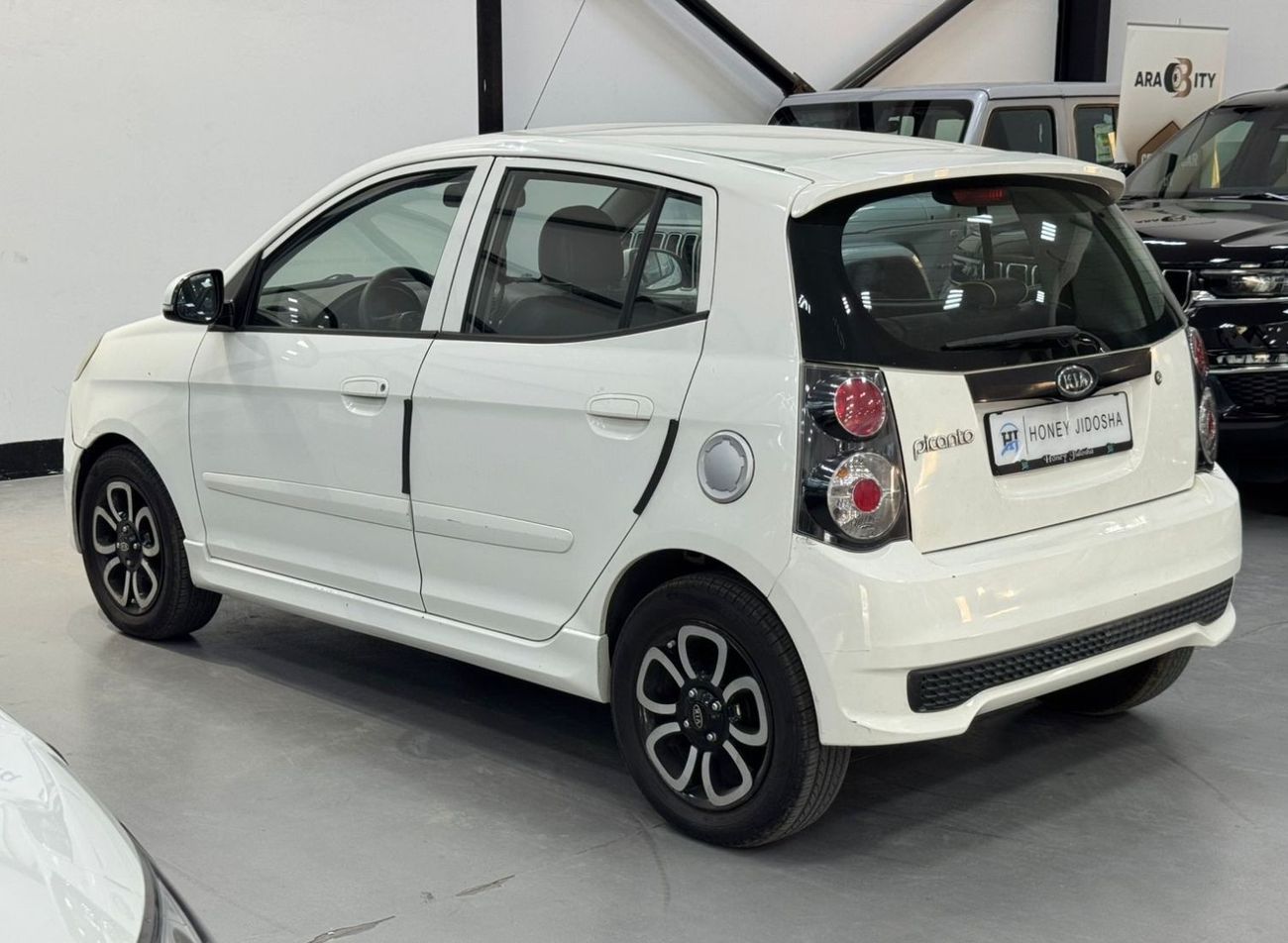 Kia Picanto KIA Picanto ( 2010 Model ) GCC Specs
