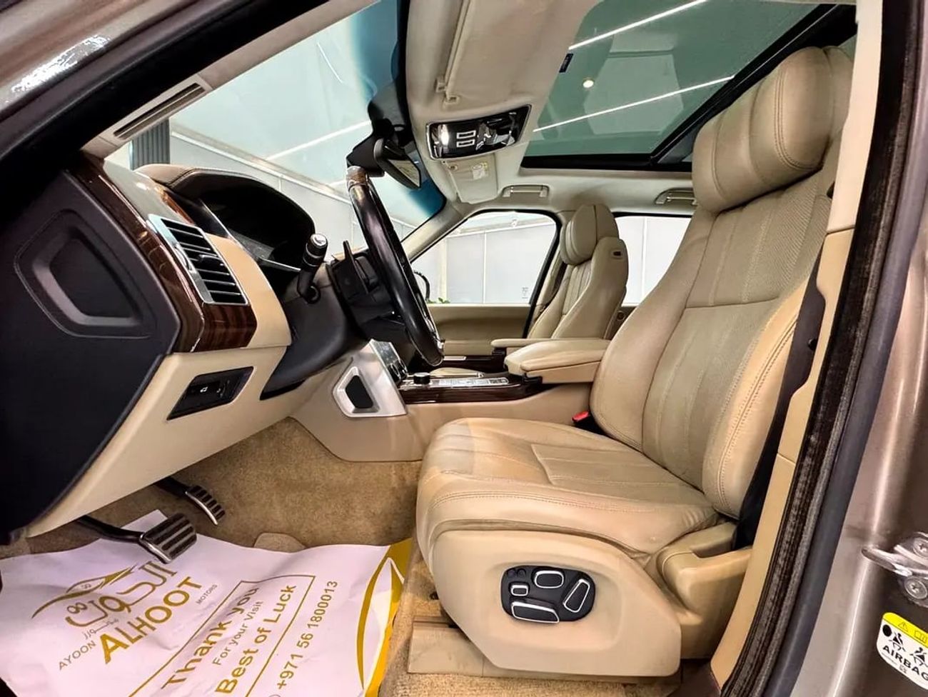 Land Rover Range Rover Supercharged 5.0L SUPERCHARGED FACELIFT RR VOGUE V8 || GCC || TOP RANGE || PERFECT CONDITION