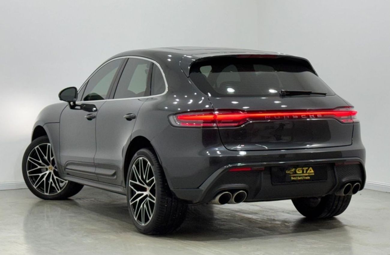 Porsche Macan Base 3.0T *Appointment Only* 2024 Porsche Macan S, 5 Years Porsche Warranty, Full Options, Very Low