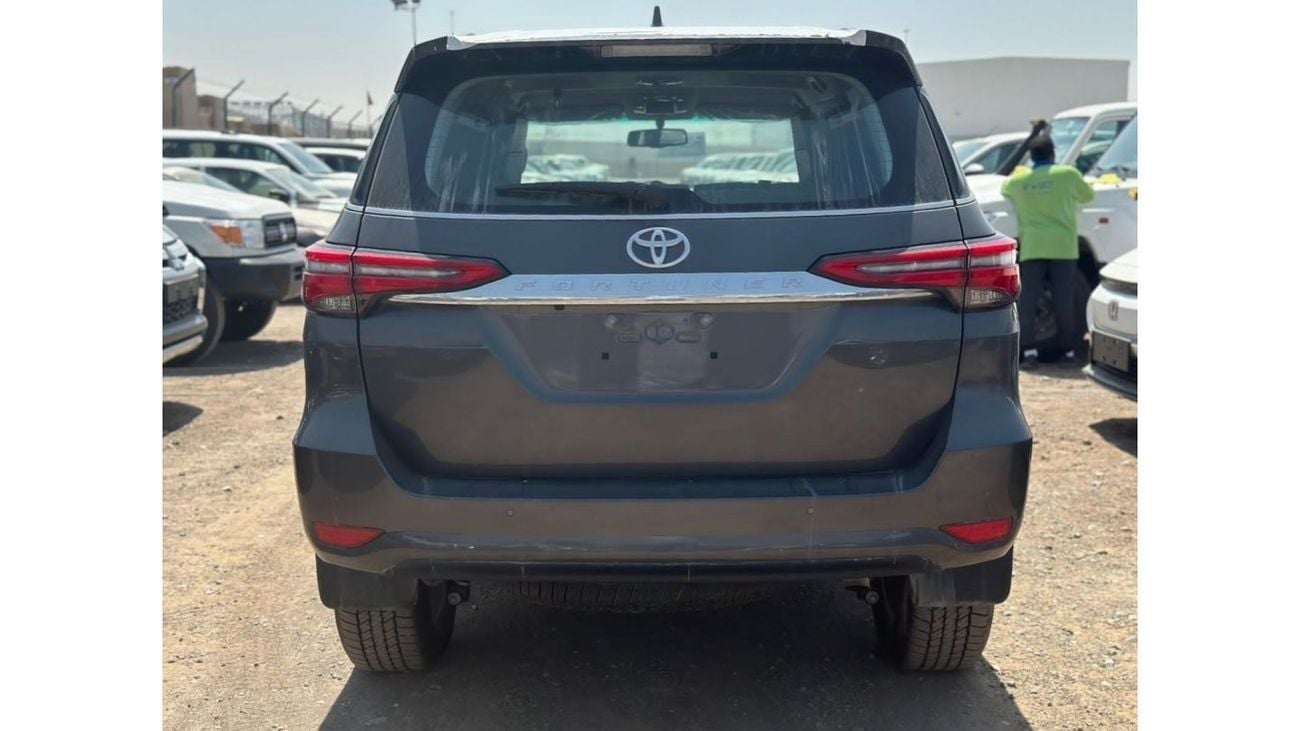 تويوتا فورتونر 2.8L DIESEL V4 | 0 KM | 2023 | AUTOMATIC | BRAND NEW | 03 YEARS WARRANTY